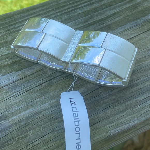 Liz Claiborne wide silver stretch bracelet NWT - Picture 8 of 12